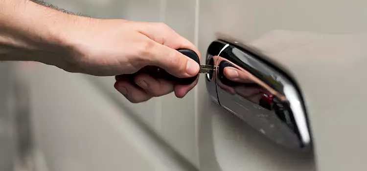 Why Choose Our Auto Locksmith Team in Russellville, AR?