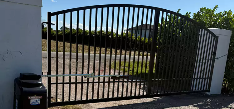 Driveway Fence Repair Russellville